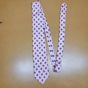 Huntington Pink Paisley Silk Hand Sewn Necktie